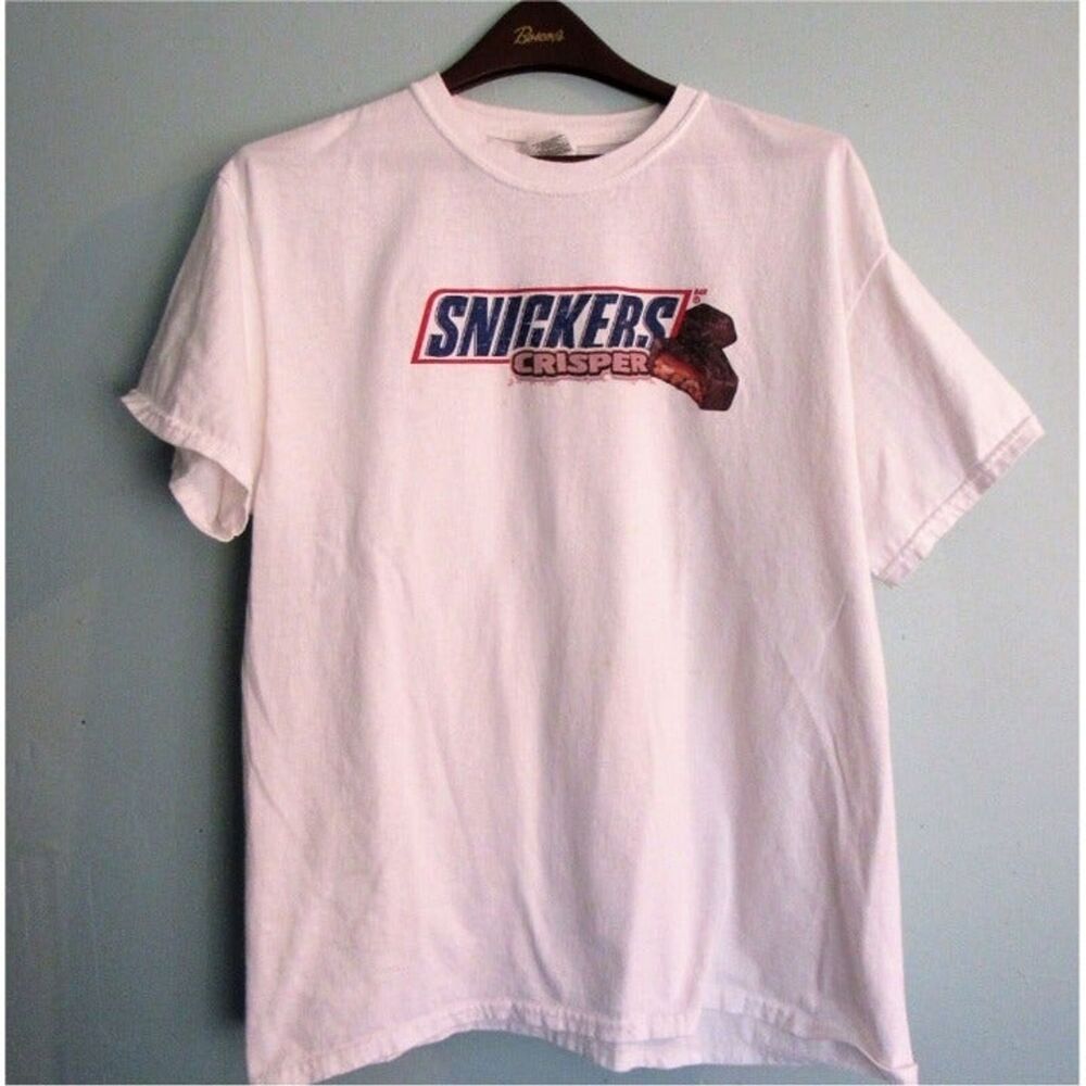 Snickers Candy Bar Large T-Shirt Food Advertising Short Sleeve Crew Neck Gildan